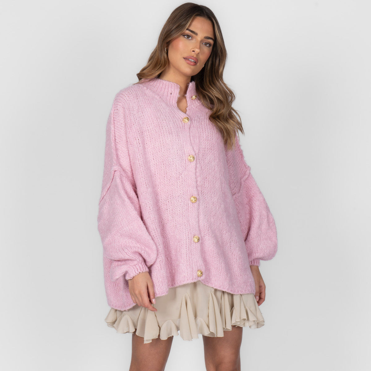Cárdigan Oversize de Punto Grueso para Mujer – Botones Dorados