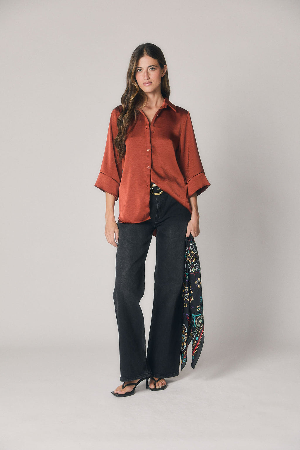 Blusa Satinada con Manga Tres Cuartos para Mujer – Teja
