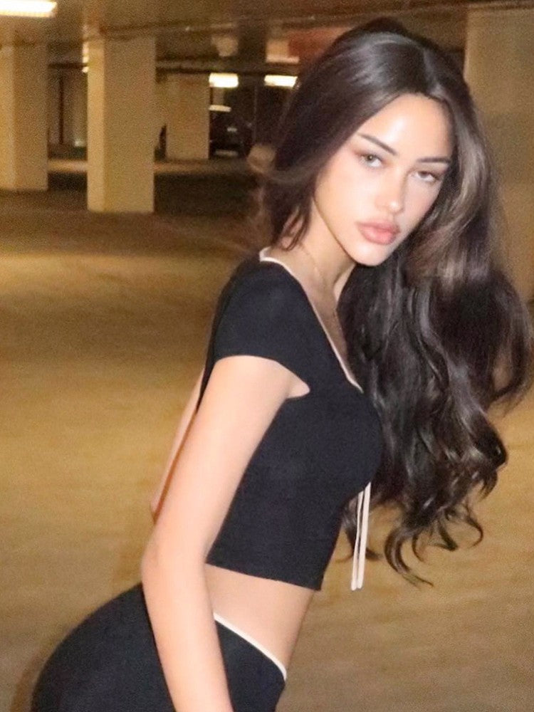 Top Corto con Escote Cuadrado y Lazo para Mujer – Negro
