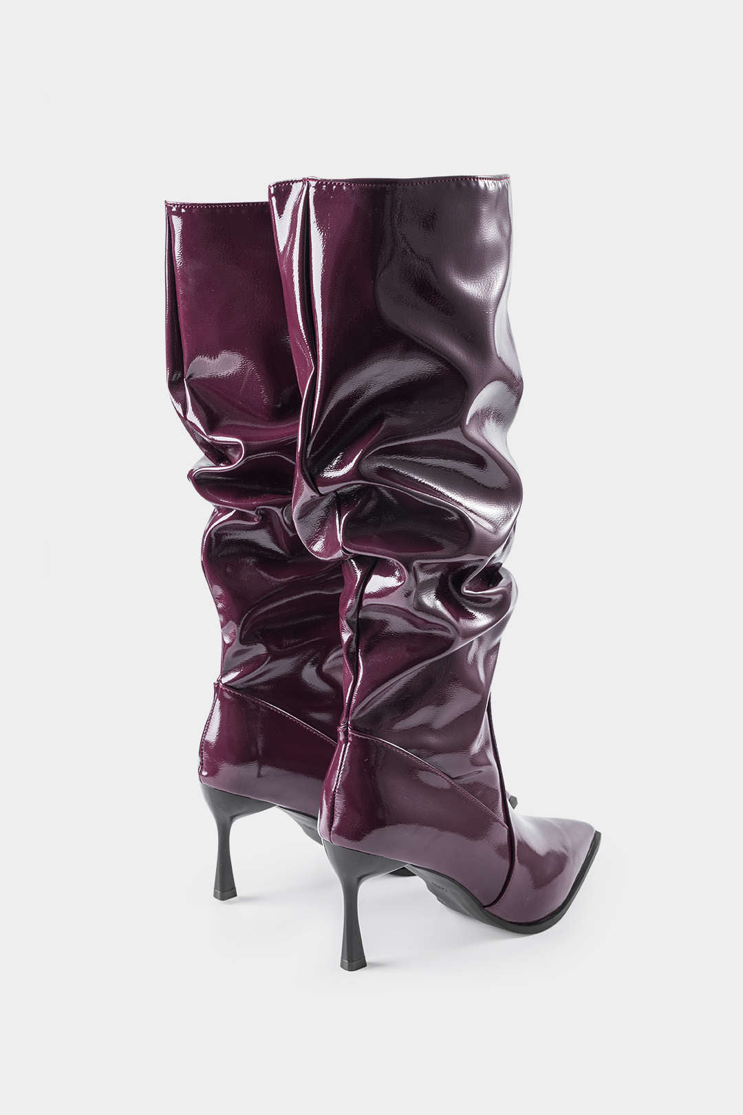 Botas Altas con Pliegues para Mujer – Punta Afilada