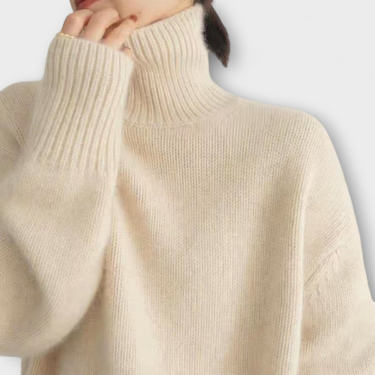 Jersey de Cachemir con Cuello Alto para Mujer – Beige