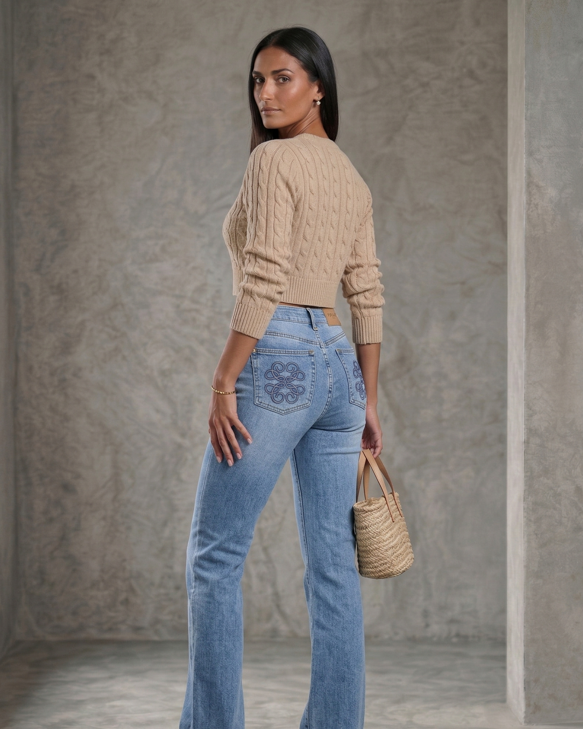 Vaqueros con Detalle en Bolsillos Traseros para Mujer