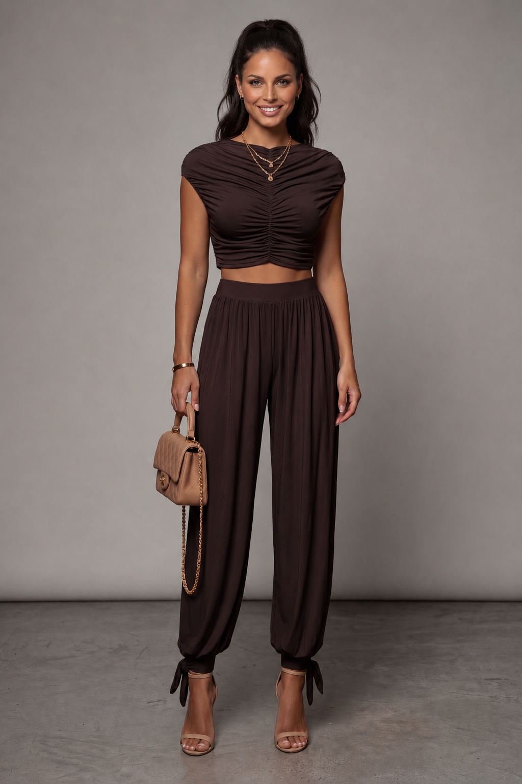 Conjunto de Dos Piezas con Top Fruncido para Mujer