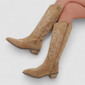 Bota Alta Bordada para Mujer – Caqui