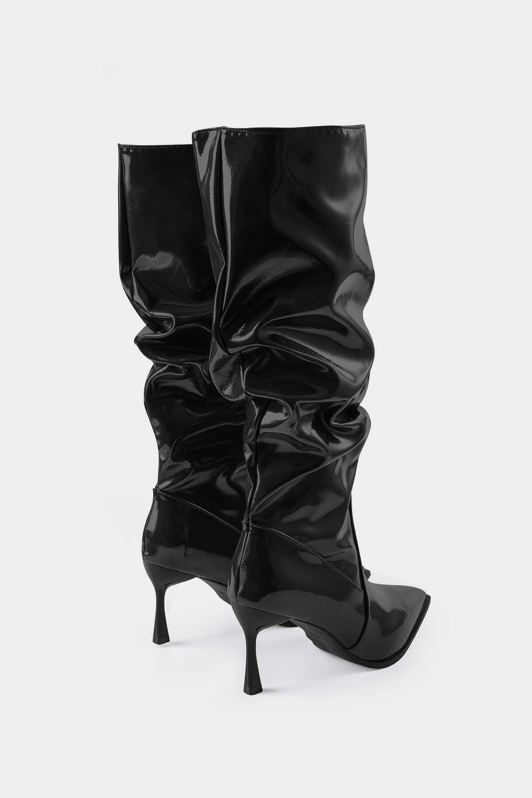 Botas Altas con Pliegues para Mujer – Punta Afilada