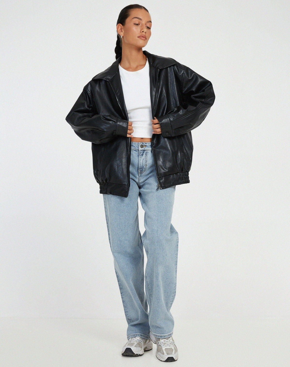 Chaqueta de Cuero Oversize para Mujer – Estilo Biker
