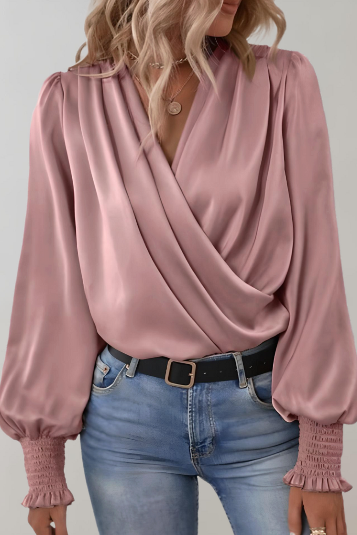 Blusa Elegante de Manga Larga para Mujer – Escote en V