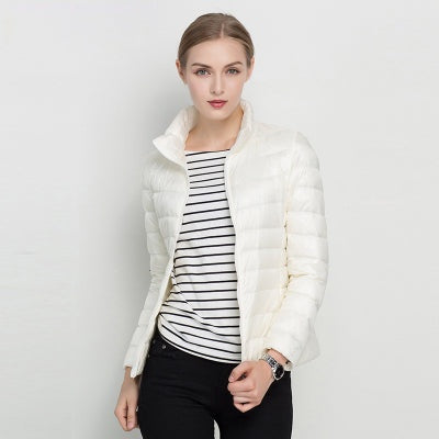 Chaqueta de Plumas Ligera para Mujer – Cuello Alto Ajustada