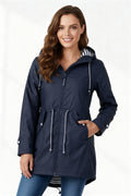 Chubasquero Impermeable Clásico para Mujer – Con Capucha