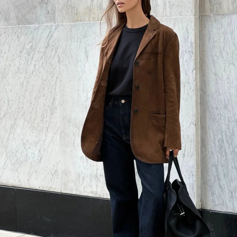 Chaqueta de Ante para Mujer – Corte Recto y Solapa