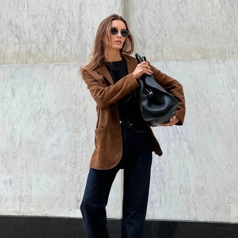 Chaqueta de Ante para Mujer – Corte Recto y Solapa