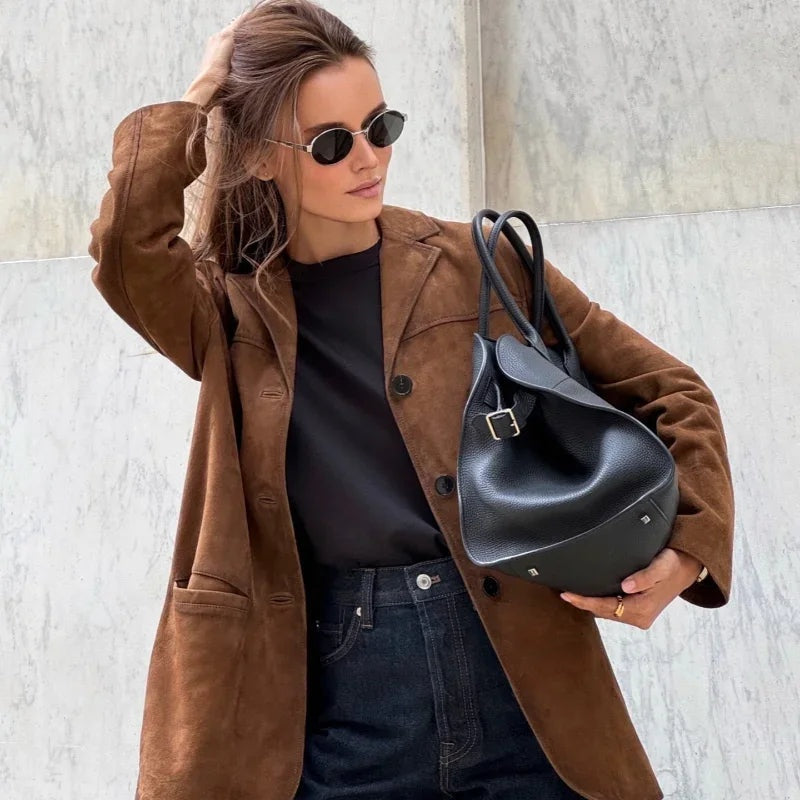 Chaqueta de Ante para Mujer – Corte Recto y Solapa