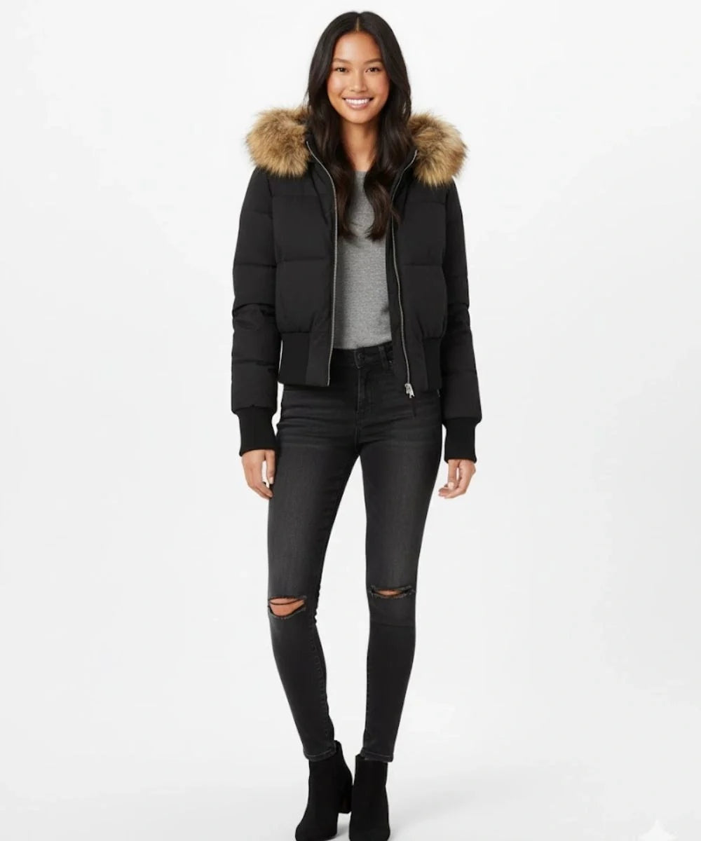 Chaqueta de Plumas Corta para Mujer – Capucha con Piel Sintética
