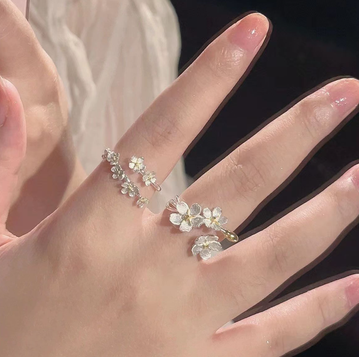 Anillo Ajustable de Flores para Mujer – Dos Diseños