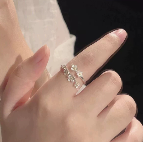Anillo Ajustable de Flores para Mujer – Dos Diseños
