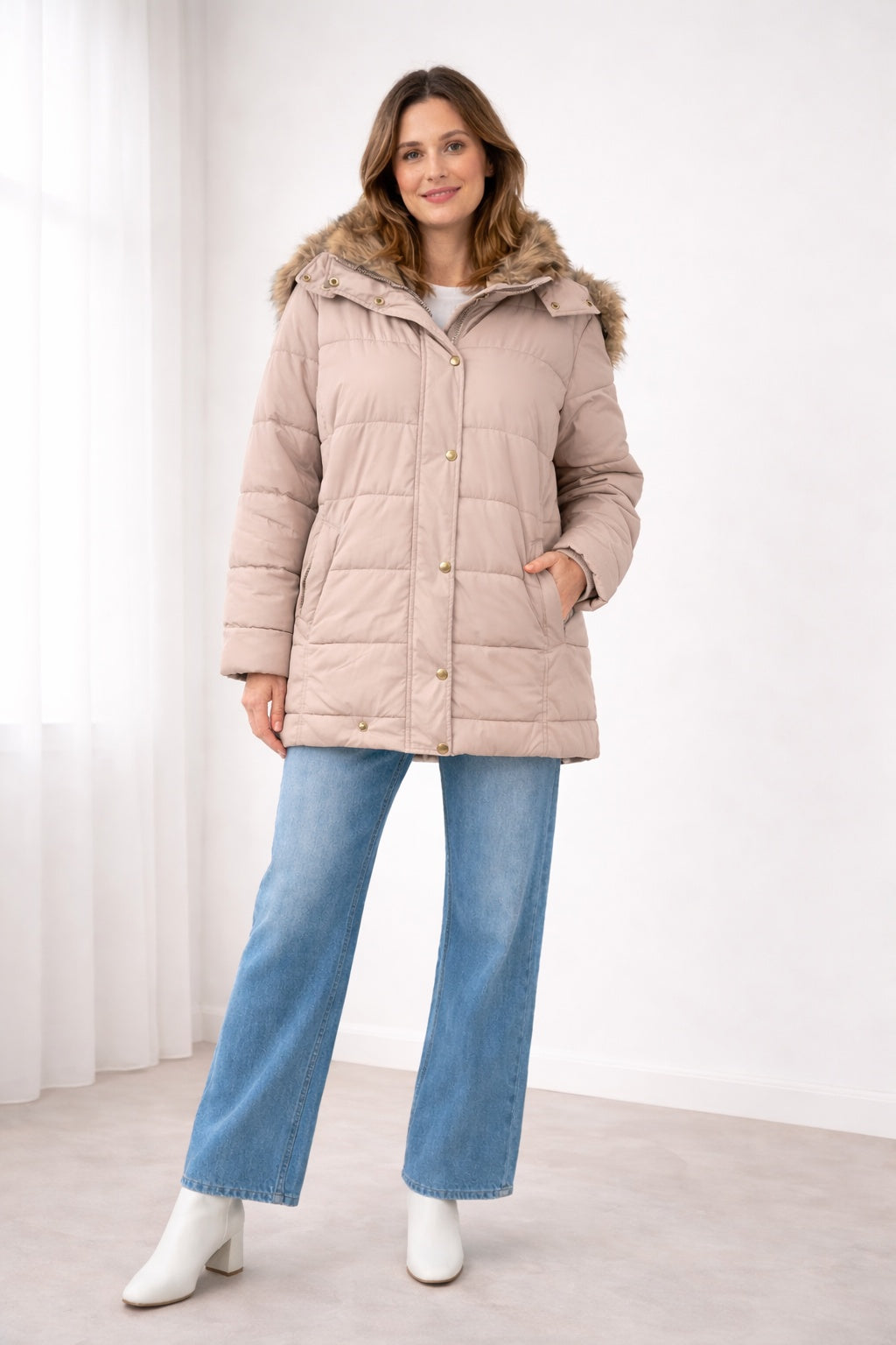 Chaquetón Acolchado para Mujer – Capucha con Pelo Sintético