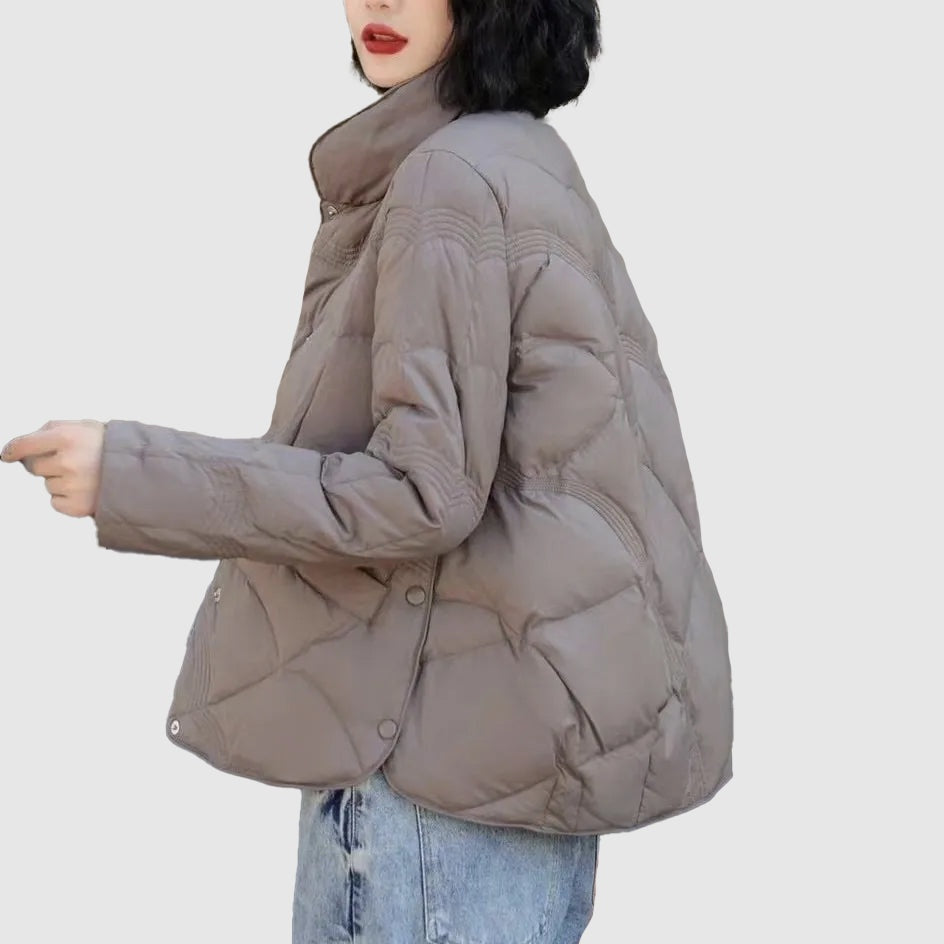Chaqueta de Plumas Corta para Mujer – Cuello Alto con Botones